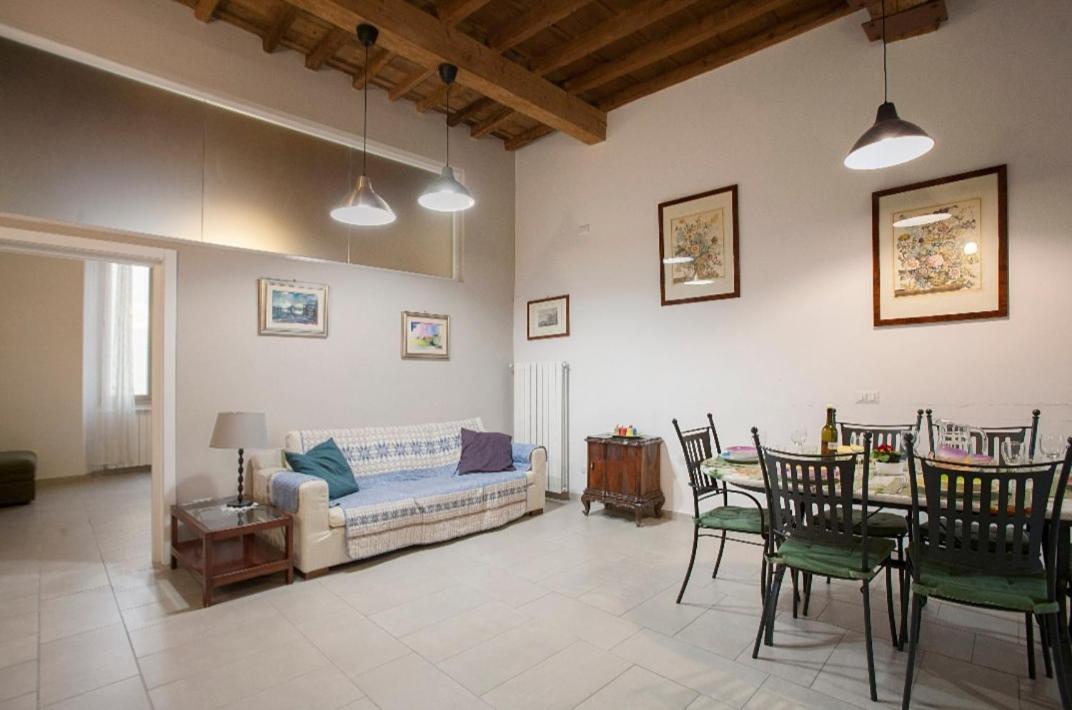 Apartmán Lg House With Balcony Near Ponte Vecchio Florencie Exteriér fotografie