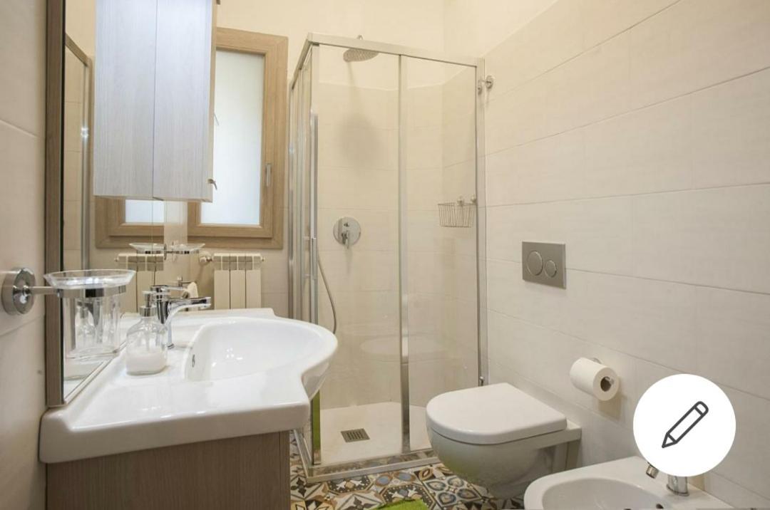 Apartmán Lg House With Balcony Near Ponte Vecchio Florencie Exteriér fotografie